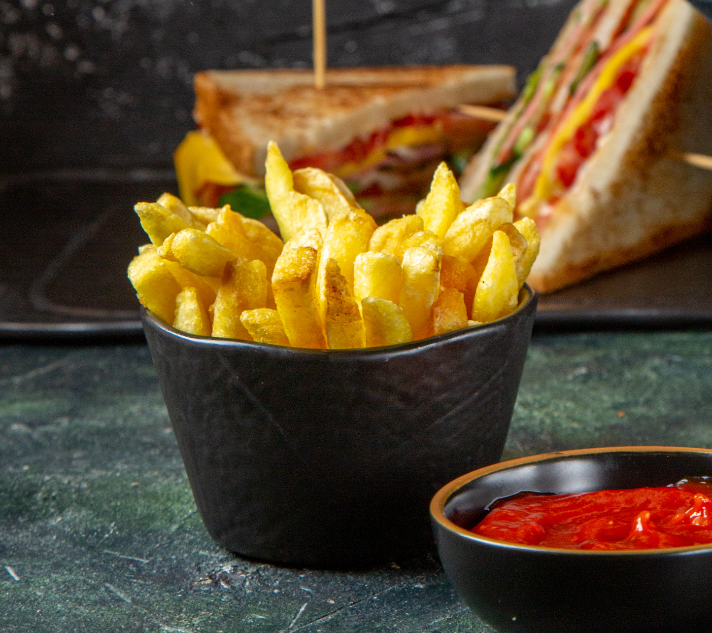 PUB FRIES – Serves 10